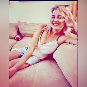 Meet your Posher, Valerie